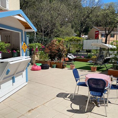 Crazy House Hostel Πούλα Εξωτερικό φωτογραφία