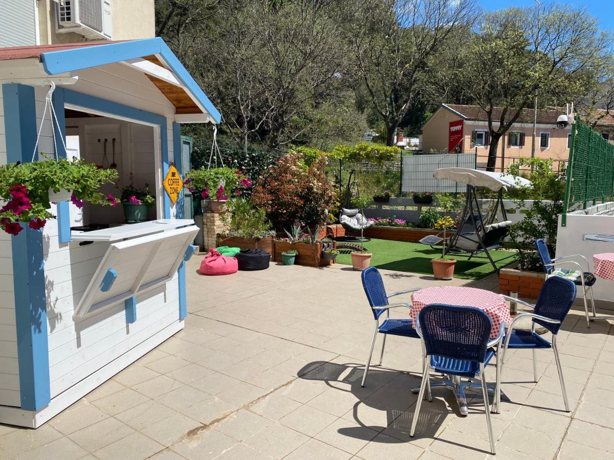 Crazy House Hostel Πούλα Εξωτερικό φωτογραφία