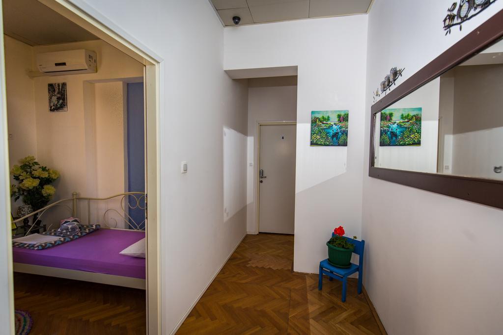 Crazy House Hostel Πούλα Εξωτερικό φωτογραφία