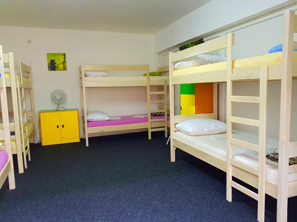 Crazy House Hostel Πούλα Εξωτερικό φωτογραφία