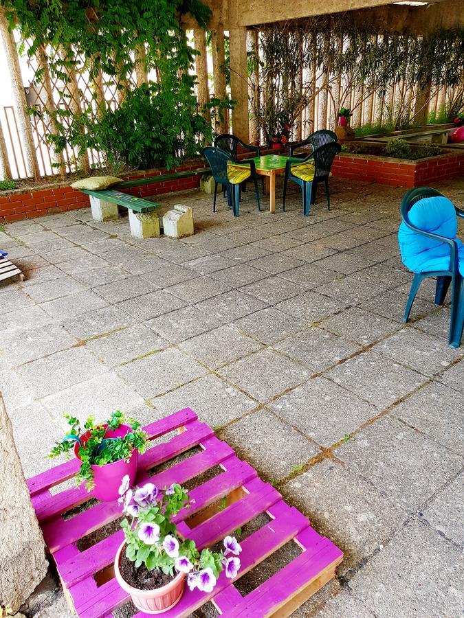 Crazy House Hostel Πούλα Εξωτερικό φωτογραφία